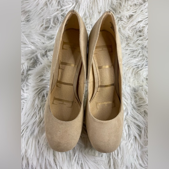 Gold and Beige Elite Heels - Picture 2 of 6